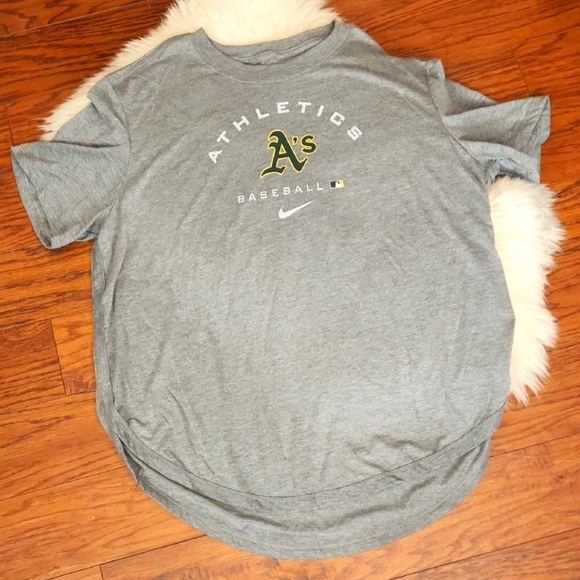 Nike Tops - The NIKE Tee Shirt Oakland A's Oversized Gray Graphic Tshirt